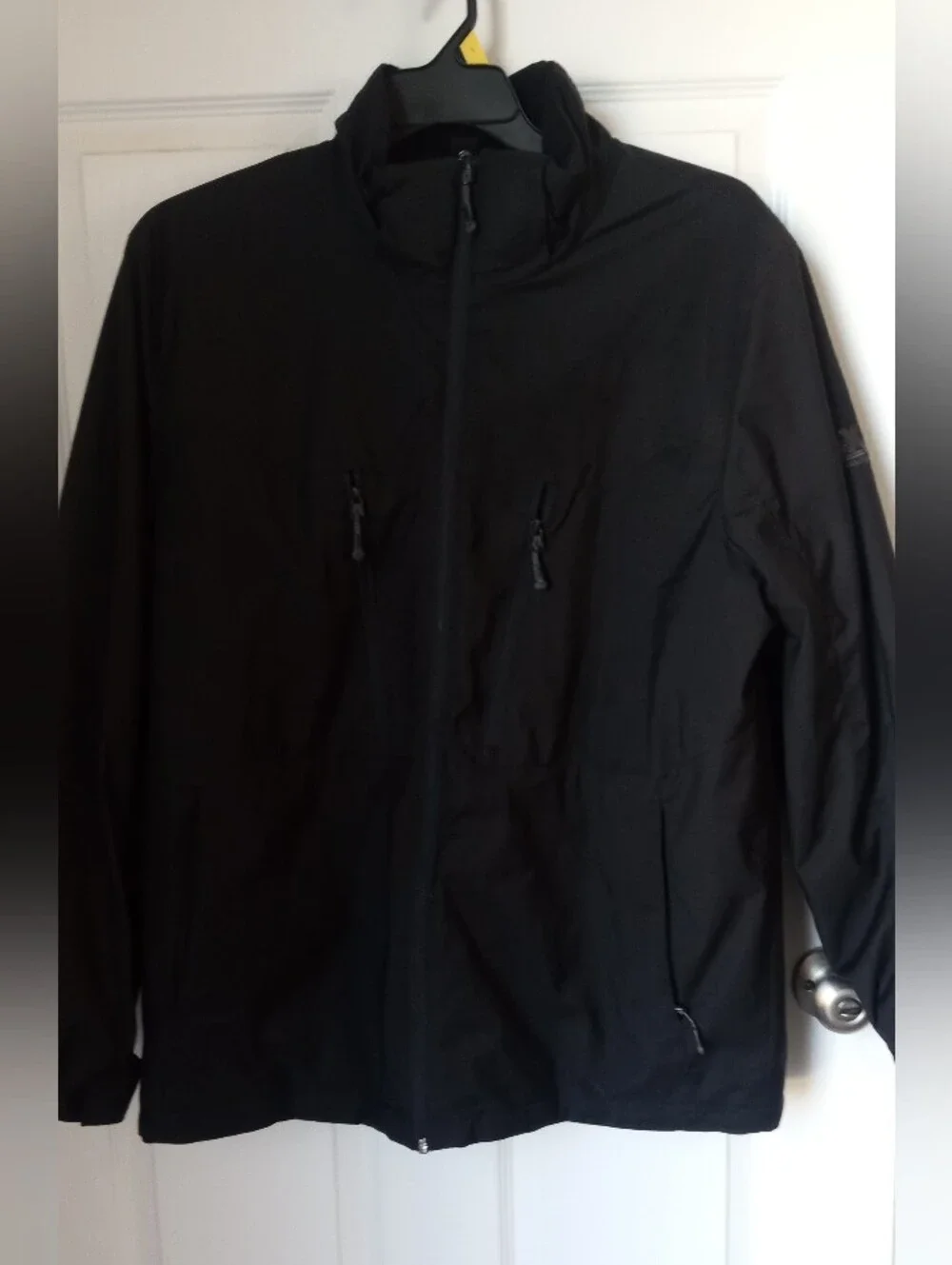 ZeroXposur Black Men's Hooded Windbreaker Jacket
